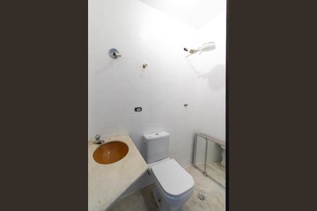 Casa à venda com 223m², 3 quartos e 2 vagasBanheiro Social