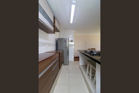 Apartamento para alugar com 69m², 2 quartos e 1 vagaCozinha