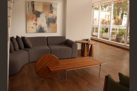Apartamento para alugar com 99m², 3 quartos e 1 vagaHall social