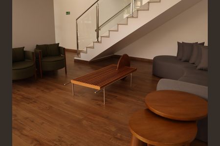 Apartamento para alugar com 99m², 3 quartos e 1 vagaHall social