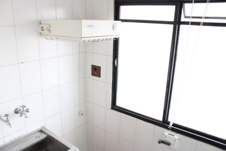 Apartamento à venda com 60m², 2 quartos e 1 vaga Apartamento à venda com 60m², 2 quartos e 1 vagaÁrea de Serviço