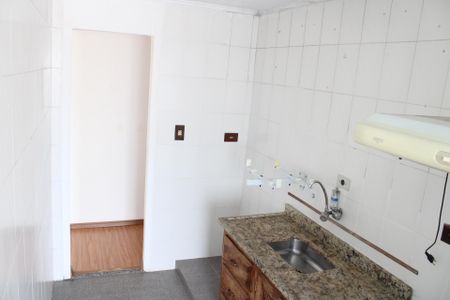 Apartamento à venda com 60m², 2 quartos e 1 vaga Apartamento à venda com 60m², 2 quartos e 1 vagaCozinha
