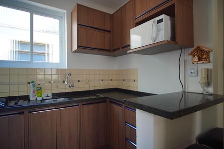 Cozinha de apartamento para alugar com 1 quarto, 40m² em Petrópolis, Porto Alegre