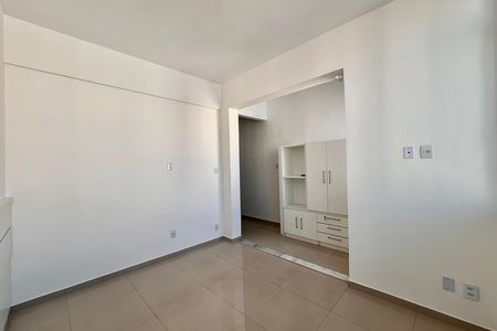Quarto de apartamento à venda com 1 quarto, 50m² em Copacabana, Rio de Janeiro