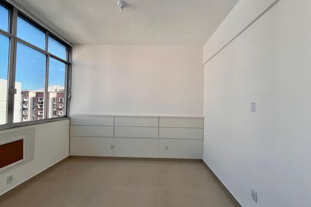 Quarto  de apartamento à venda com 1 quarto, 50m² em Copacabana, Rio de Janeiro