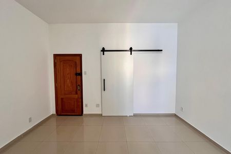 Sala  de apartamento à venda com 1 quarto, 50m² em Copacabana, Rio de Janeiro