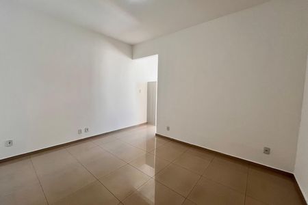 Sala  de apartamento à venda com 1 quarto, 50m² em Copacabana, Rio de Janeiro