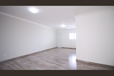 Apartamento para alugar com 85m², 2 quartos e 1 vaga Apartamento para alugar com 85m², 2 quartos e 1 vagaSala