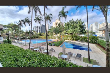 Apartamento à venda com 187m², 3 quartos e 3 vagasÁrea comum - Piscina