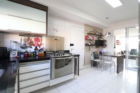 Apartamento à venda com 187m², 3 quartos e 3 vagasCozinha