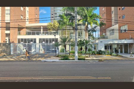 Apartamento à venda com 187m², 3 quartos e 3 vagasFachada