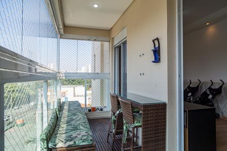 Apartamento para alugar com 79m², 2 quartos e 2 vagasVaranda