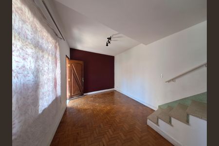 Sala de casa para alugar com 2 quartos, 130m² em Água Fria, São Paulo