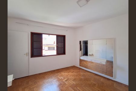 Quarto 1 de casa para alugar com 2 quartos, 130m² em Água Fria, São Paulo