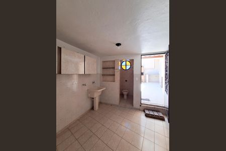 Casa à venda com 176m², 2 quartos e 3 vagasÁrea de Serviço