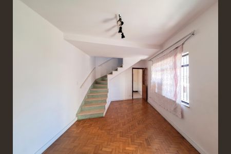 Sala de casa para alugar com 2 quartos, 130m² em Água Fria, São Paulo