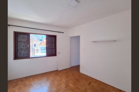 Quarto 2 de casa para alugar com 2 quartos, 130m² em Água Fria, São Paulo