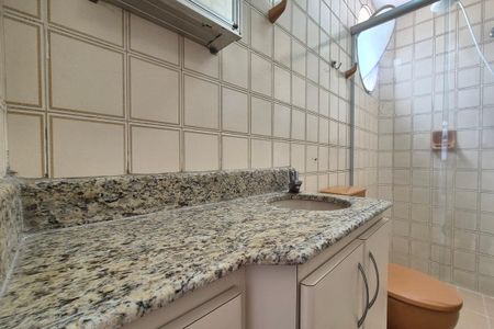 Apartamento para alugar com 48m², 1 quarto e 1 vaga Apartamento para alugar com 48m², 1 quarto e 1 vagaBanheiro