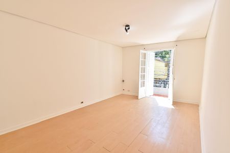 Casa à venda com 285m², 3 quartos e sem vaga Casa à venda com 285m², 3 quartos e sem vagaQuarto 2