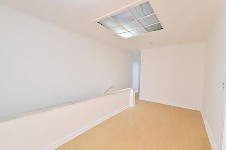 Casa à venda com 285m², 3 quartos e sem vaga Casa à venda com 285m², 3 quartos e sem vagaHall de entrada