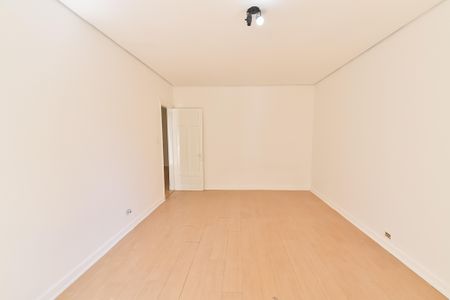 Casa à venda com 285m², 3 quartos e sem vaga Casa à venda com 285m², 3 quartos e sem vagaQuarto 2