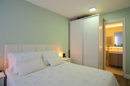 Apartamento à venda com 68m², 2 quartos e 1 vagaSuíte