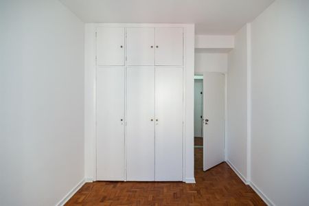 Apartamento para alugar com 158m², 3 quartos e 2 vagasQuarto 2