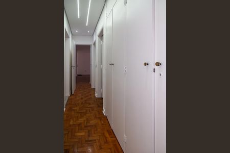 Apartamento para alugar com 158m², 3 quartos e 2 vagasCorredor