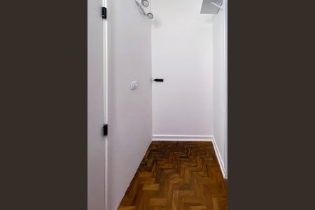 Apartamento para alugar com 158m², 3 quartos e 2 vagasQuarto de Serviço