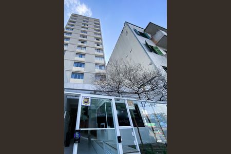 Apartamento para alugar com 45m², 1 quarto e sem vaga Apartamento para alugar com 45m², 1 quarto e sem vagaFachada