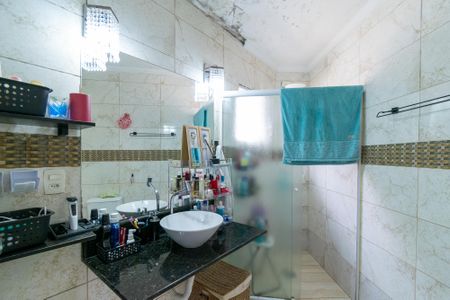 Casa à venda com 167m², 3 quartos e 2 vagas Casa à venda com 167m², 3 quartos e 2 vagasBanheiro da Suíte