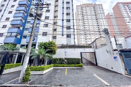 Fachada com Plaquinha de apartamento para alugar com 1 quarto, 41m² em Tatuapé, São Paulo