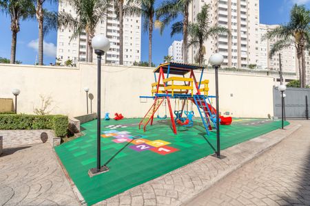 Casa de condomínio à venda com 110m², 2 quartos e 2 vagas Casa de condomínio à venda com 110m², 2 quartos e 2 vagasÁrea comum - Playground