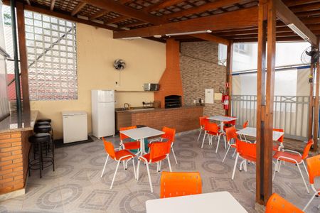 Casa de condomínio à venda com 110m², 2 quartos e 2 vagas Casa de condomínio à venda com 110m², 2 quartos e 2 vagasÁrea comum - Churrasqueira