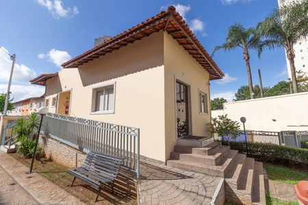 Casa de condomínio à venda com 110m², 2 quartos e 2 vagas Casa de condomínio à venda com 110m², 2 quartos e 2 vagasÁrea comum - Salão de festas