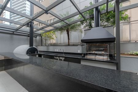 Apartamento à venda com 194m², 5 quartos e 2 vagas Apartamento à venda com 194m², 5 quartos e 2 vagasÁrea comum - Churrasqueira