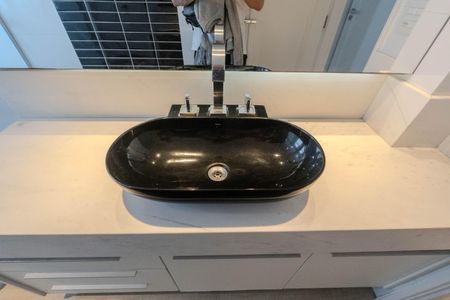 Apartamento à venda com 194m², 5 quartos e 2 vagas Apartamento à venda com 194m², 5 quartos e 2 vagasBanheiro