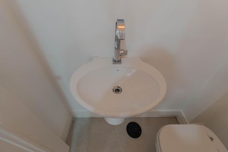 Apartamento à venda com 194m², 5 quartos e 2 vagas Apartamento à venda com 194m², 5 quartos e 2 vagasLavabo