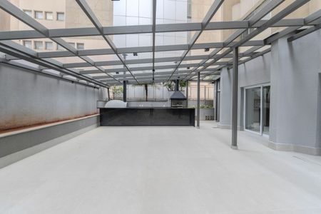 Apartamento à venda com 194m², 5 quartos e 2 vagas Apartamento à venda com 194m², 5 quartos e 2 vagasÁrea comum - Churrasqueira