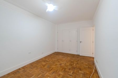 Apartamento à venda com 194m², 5 quartos e 2 vagas Apartamento à venda com 194m², 5 quartos e 2 vagasSuíte 1