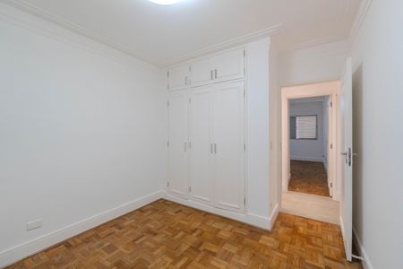 Apartamento à venda com 194m², 5 quartos e 2 vagas Apartamento à venda com 194m², 5 quartos e 2 vagasQuarto 2