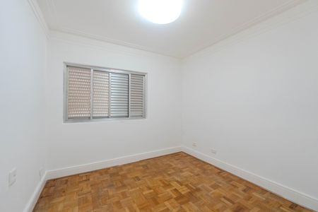 Apartamento à venda com 194m², 5 quartos e 2 vagas Apartamento à venda com 194m², 5 quartos e 2 vagasQuarto 2