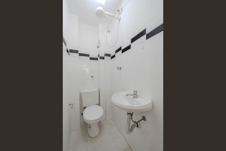 Apartamento à venda com 194m², 5 quartos e 2 vagas Apartamento à venda com 194m², 5 quartos e 2 vagasBanheiro de serviço