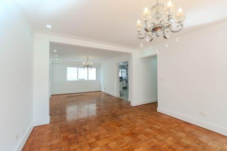 Apartamento à venda com 194m², 5 quartos e 2 vagas Apartamento à venda com 194m², 5 quartos e 2 vagasSala