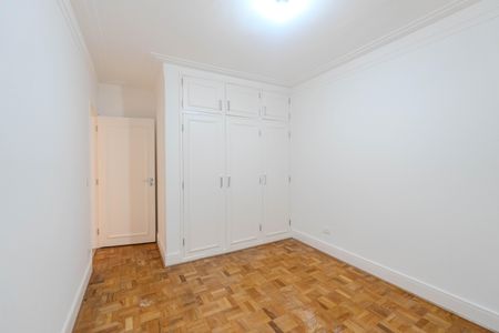 Apartamento à venda com 194m², 5 quartos e 2 vagas Apartamento à venda com 194m², 5 quartos e 2 vagasQuarto 3