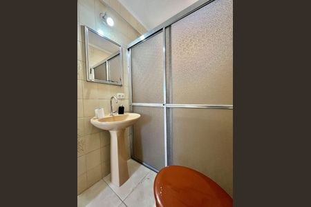 Banheiro de apartamento para alugar com 2 quartos, 79m² em Botafogo, Campinas