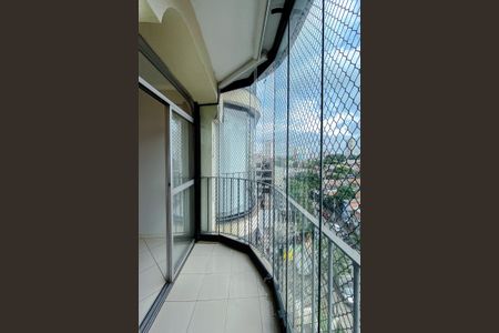 Apartamento à venda com 118m², 3 quartos e 2 vagas Apartamento à venda com 118m², 3 quartos e 2 vagasVaranda da Sala