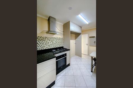 Apartamento à venda com 118m², 3 quartos e 2 vagas Apartamento à venda com 118m², 3 quartos e 2 vagasCozinha