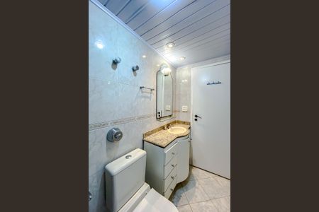 Apartamento à venda com 118m², 3 quartos e 2 vagas Apartamento à venda com 118m², 3 quartos e 2 vagasBanheiro Social