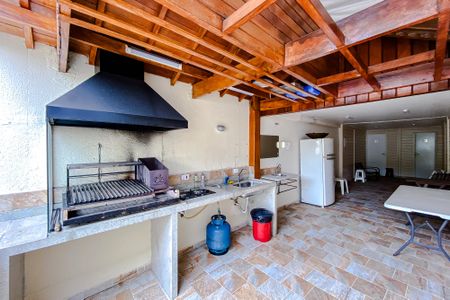 Apartamento à venda com 118m², 3 quartos e 2 vagas Apartamento à venda com 118m², 3 quartos e 2 vagasÁrea comum - Churrasqueira